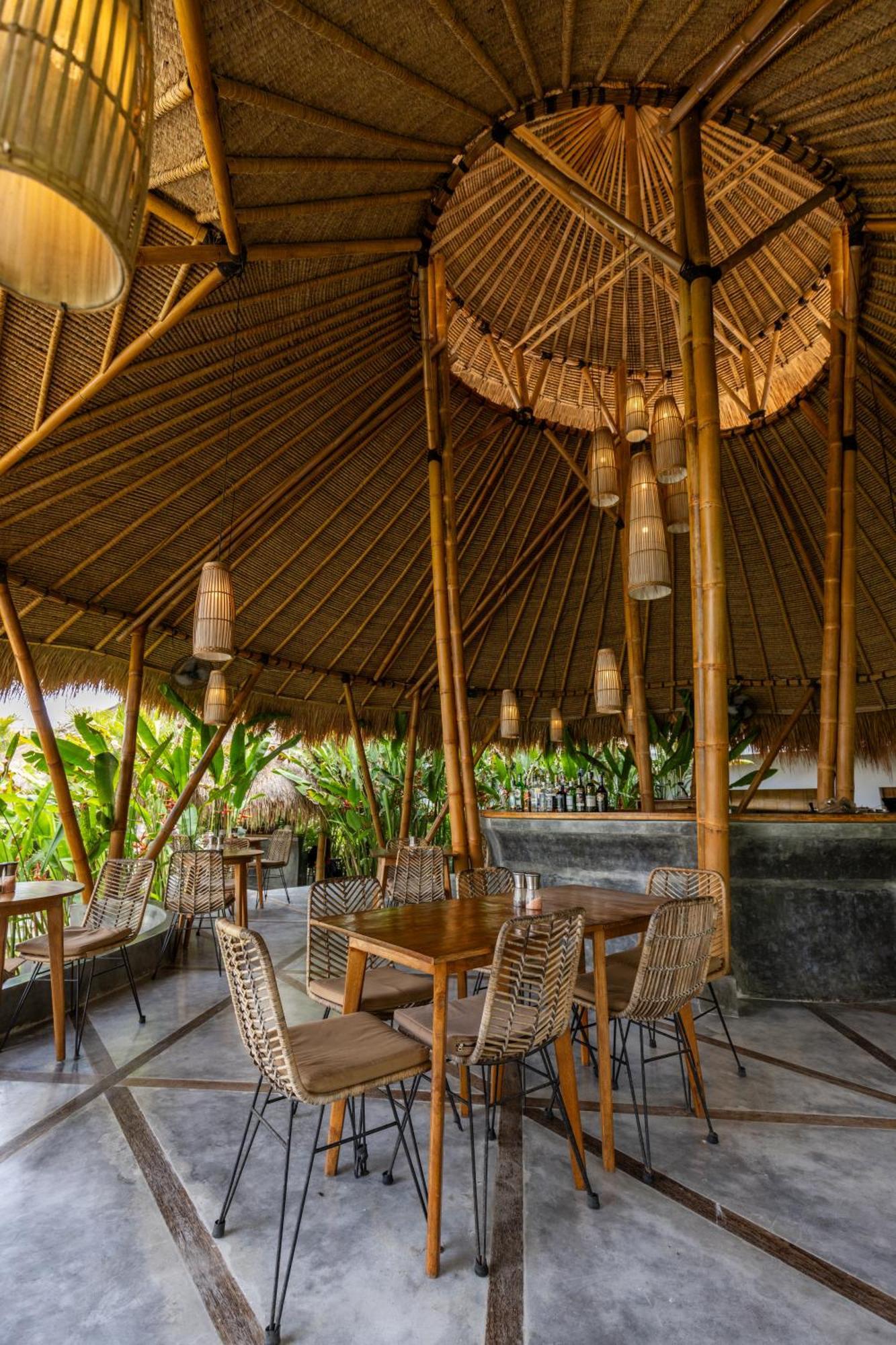Sikara Lombok Hotel 4*