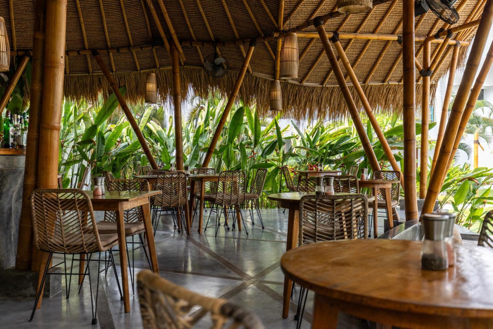 Sikara Lombok 4* Kuta (Lombok)